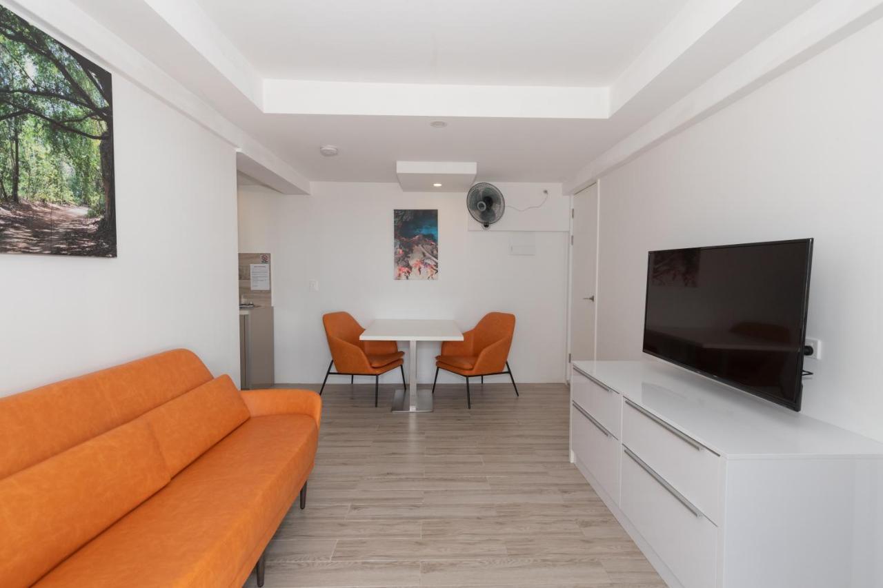 Christmas Island Apartments Flying Fish Cove Ngoại thất bức ảnh